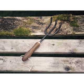 Barebones Handhark